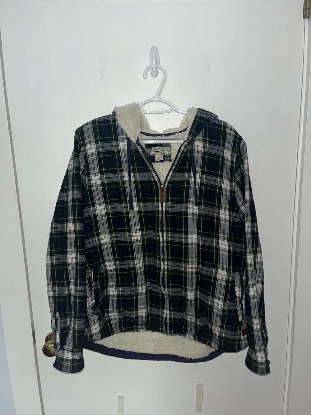 L.L. Bean Women’s Plaid Sherpa-Lined Hooded Jacket - White & Green